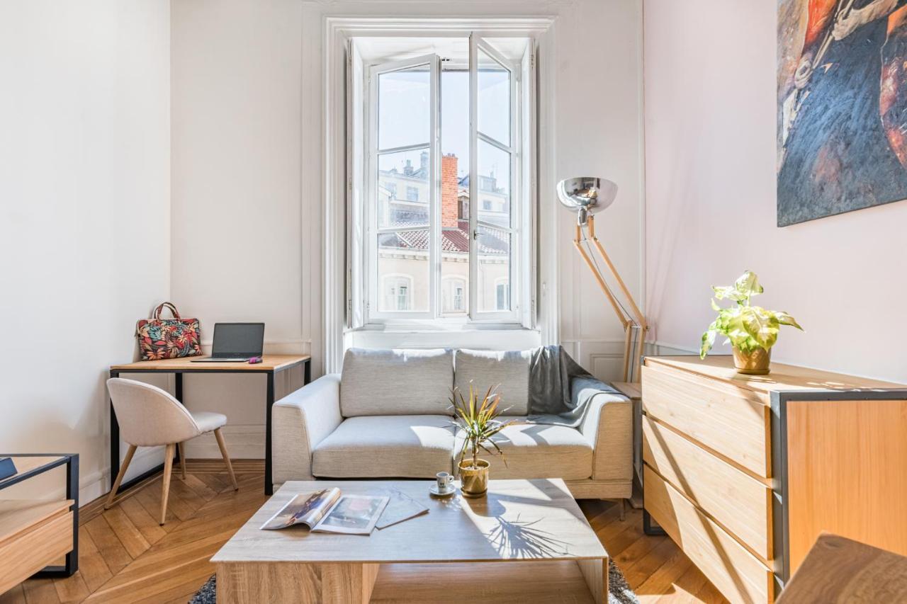 Le Royale Haussmann 4 Places Loft Canut Лион Екстериор снимка